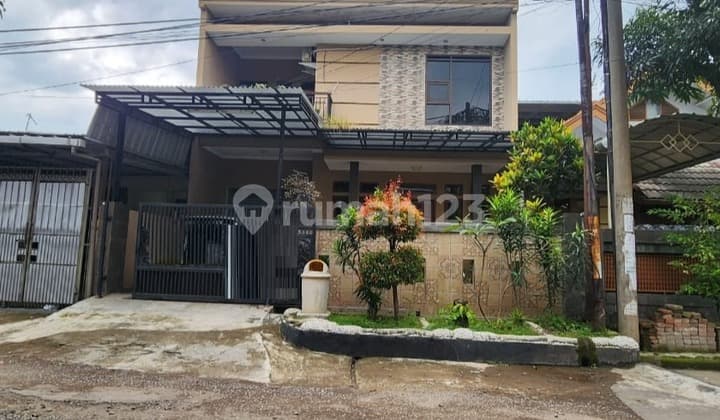 Investasi Rumah Mewah di Sadang, Lingkungan Aman!