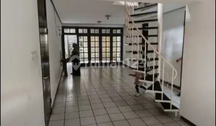 Rumah Suryalaya Sayap Buah Batu