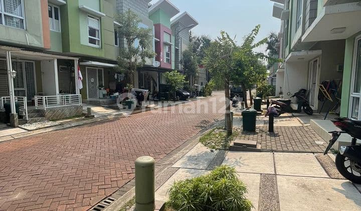 Disewakan Rumah 2 Lantai Arcadia Village Gading Serpong