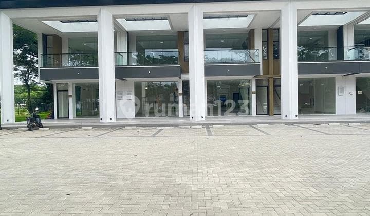 Menteng Studio Loft Gading Serpong - Komersial Modern Hadap Jalan Raya