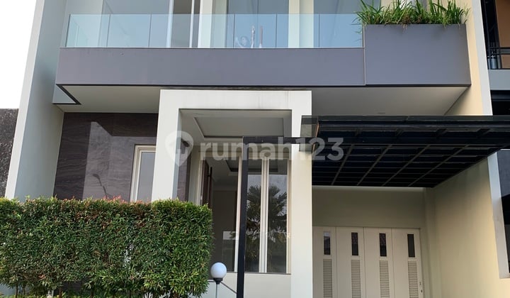 Rumah Di Cluster Elite Candi Golf Semarang