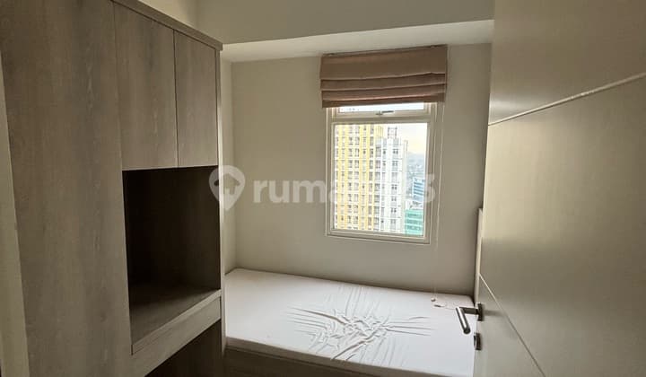 Apartemen Summarecon Bekasi - Springlake 3 Kamar Tidur Furnished