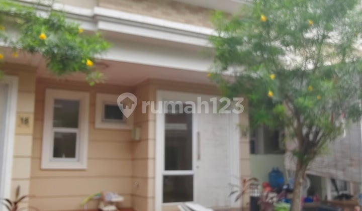 Disewakan Rumah Cluster Amarilo Gading Serpong