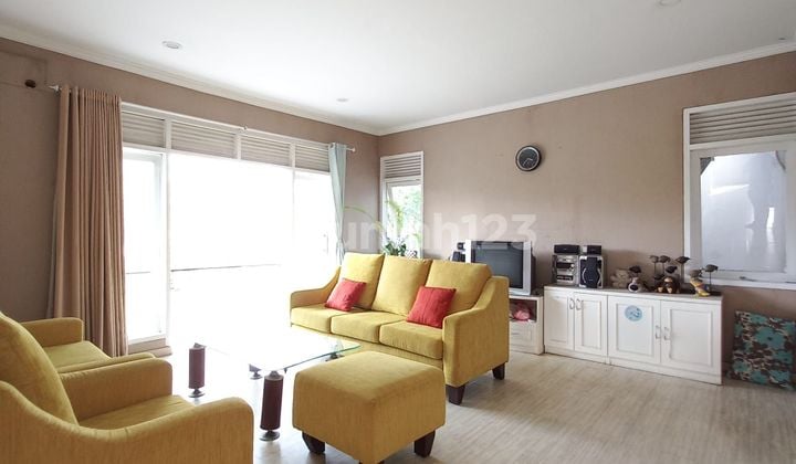 Rumah idaman Posisi Hook di Kota Baru Parahyangan Padalarang