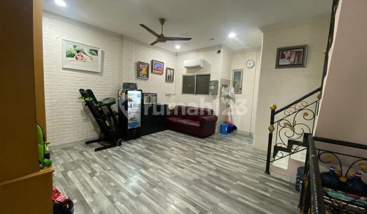 Butuh Uang ,Rumah Taman Permata Indah 2 Tidak Banjir 5