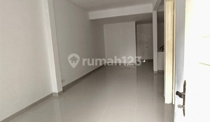 Dijual Rumah Citra 3 Bangunan Rapi Siap Huni Bebas Banjir