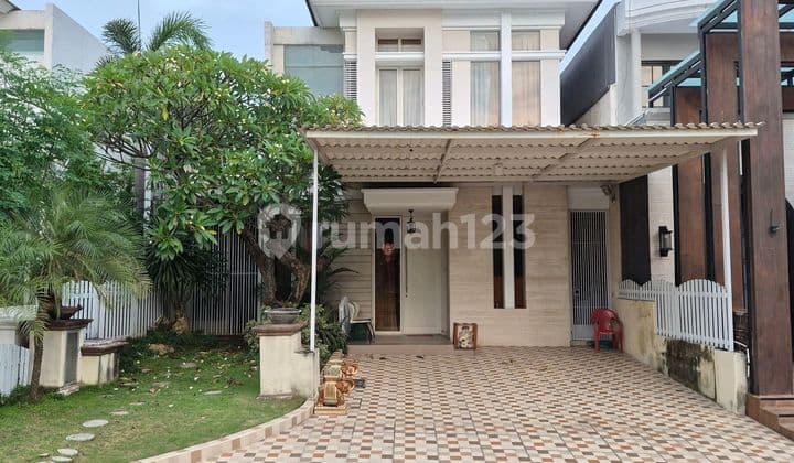 Rumah Minimalis 2 Lantai Siap Huni di Pakuwon Indah