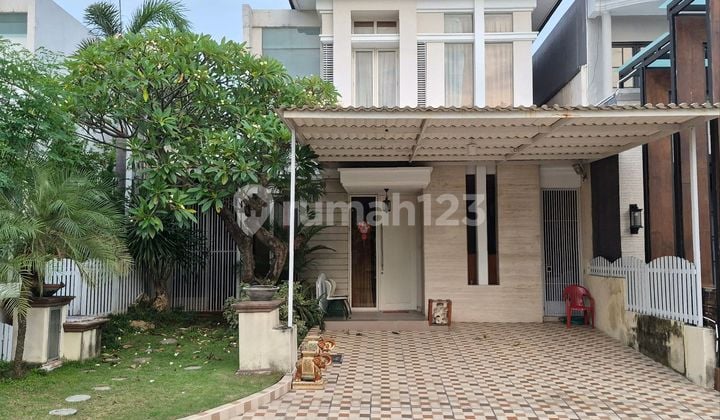 Rumah Minimalis Siap Huni di Pakuwon Indah Dekat Club House