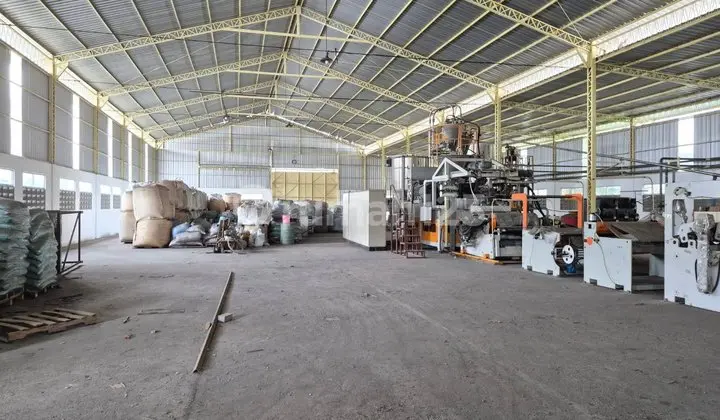 Ready-to-Use Industrial Permit Warehouse, Near Toll Access
