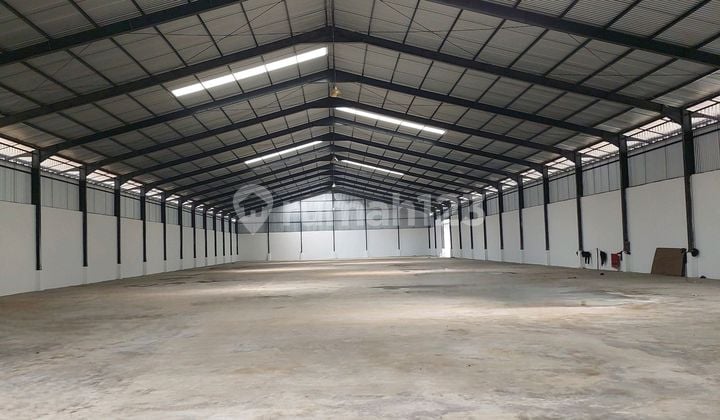 Warehouse with Industrial Permit Ready to Use, Near Highway and Airport