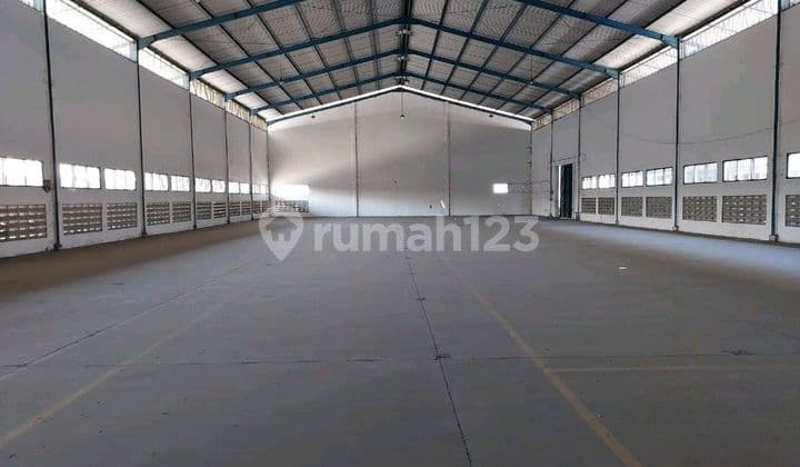 Gudang Ijin Industri, Dekat Tol dan Bandara