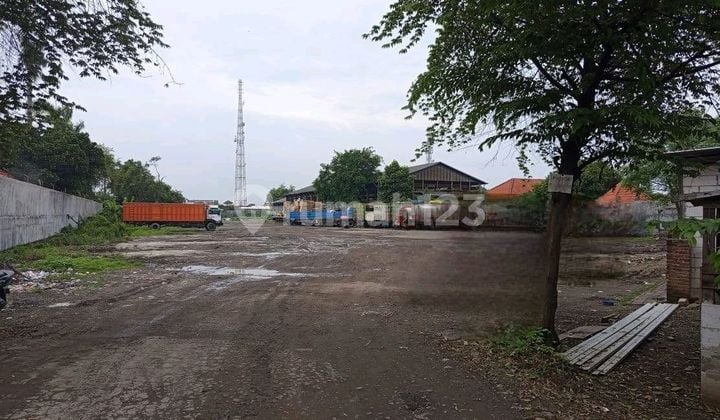 Industrial Land in Trosobo, Ready to Build
