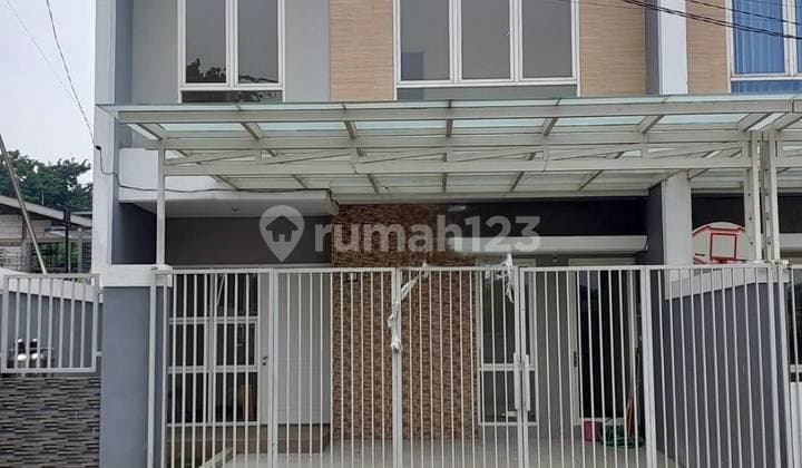 Modern 2-Story Ready-to-Occupy House