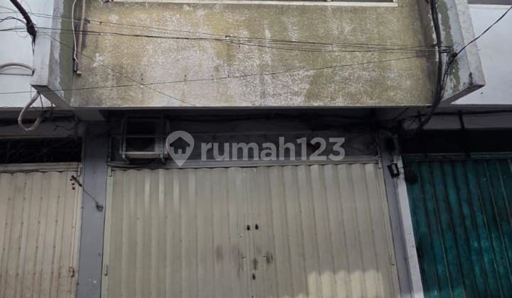 Ruko Tengah Kota Jagalan Surabaya dekat Pasar Atom