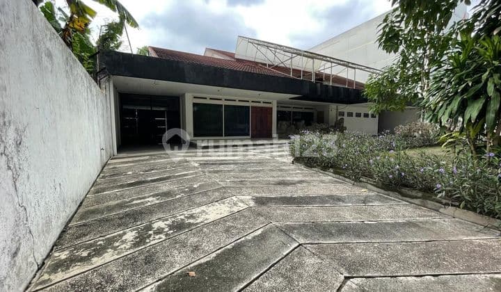 Dijual Rumah Raya Darmo Pusat Kota Surabaya