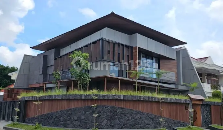 Dijual Rumah Mewah Baru Kertajaya Surabaya Harga Nego