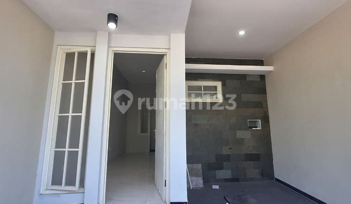 Dijual Rumah Tenggilis Mejoyo Surabaya dekat Kampus Ubaya