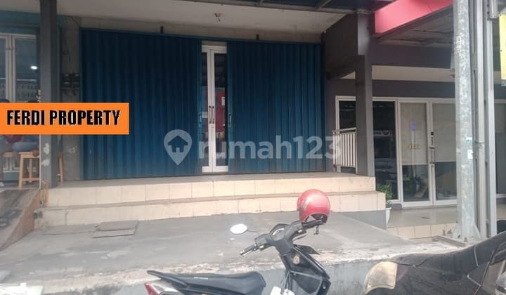 For Sale Ready-to-Use Shop House at Low Price in Citra Gran Cibubur