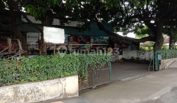 Toko Di Jl. Utama Ungaran Jl. Gatot Subroto