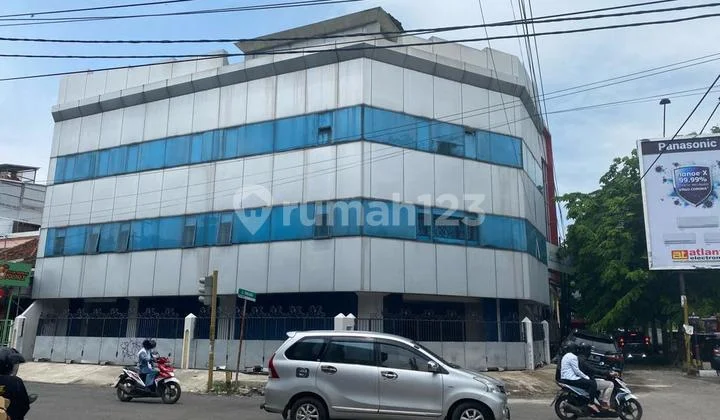 Disewakan Gedung Cocok Untuk Kantor Di Jl. Mt. Haryono Semarang Disewakan Gedung Cocok Untuk Kantor Di Jl. Mt. Haryono Semarang