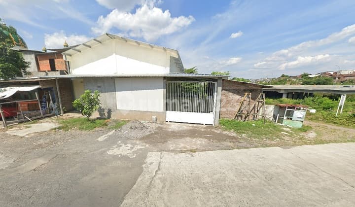 Dijual Perkantoran Siap Digunakan Berada di Jl. Srikaton Semarang