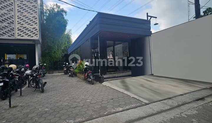 Dijual Tanah + Ruang Usaha Pusat Kuliner Di Jl. Majapahit Semarang