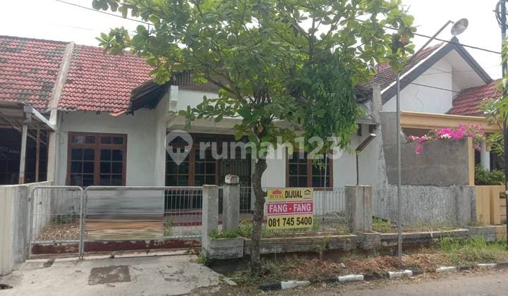 Dijual Rumah Lokasi Strategis di Taman Ketapang Semarang