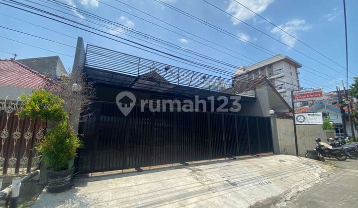 For Sale House in the Center of Semarang City Jl. Seroja Semarang