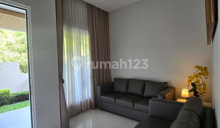 Dijual Rumah Mewah Lokasi Perum Palm Hill Semarang