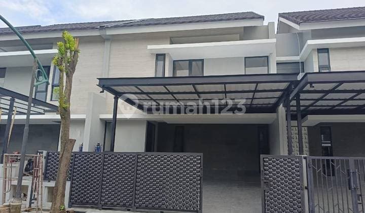 Rumah Mewah di Perum Rivera Candi Golf Candisari Semarang