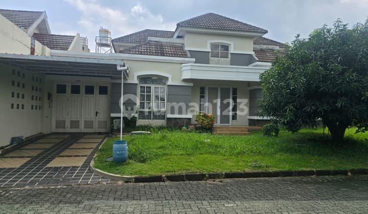 Dijual Rumah Berada di Kawasan Mewah Taman Magnolia Graha Padma