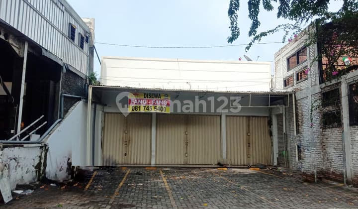 Disewakan Ruko Cocok untuk Usaha Minimarket Dijl. Singosari Semarang