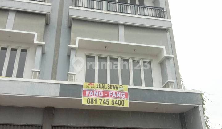 For Sale and For Rent Shop House Location Puri Executive Semarang