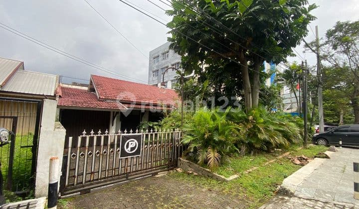 Dijual Rumah Lokasi Strategis di Jl. Mentri Supeno Semarang