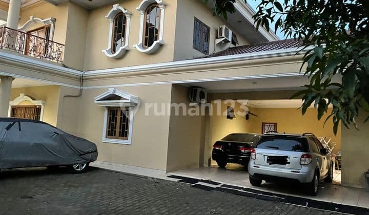 Rumah luas 1.472 meter rapih siap huni di Jl. Kamal Raya, 029LIN