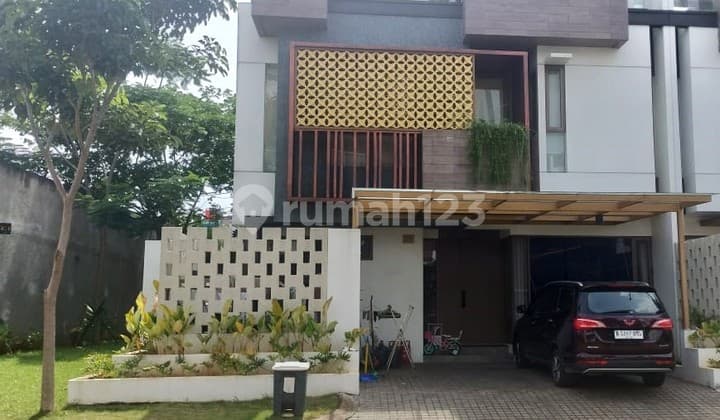 Rumah bagus, rapi dan siap huni di Puri 11
