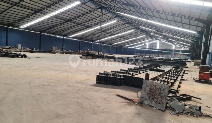 Warehouse in Legok Tangerang, Area 8,500 M2