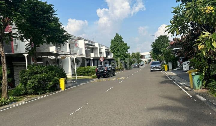 Rumah Murah Green Lake City 15x20 Posisi Hook