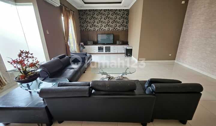 Rumah Banjar Wijaya Cluster Yunani Tangerang