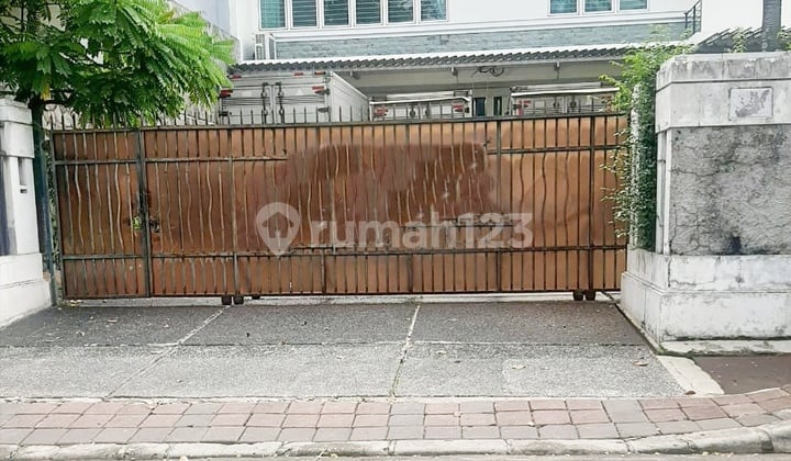 Rumah Mewah Bagus Sekali Di Kebon Jeruk Akses Kemanapun Mudah