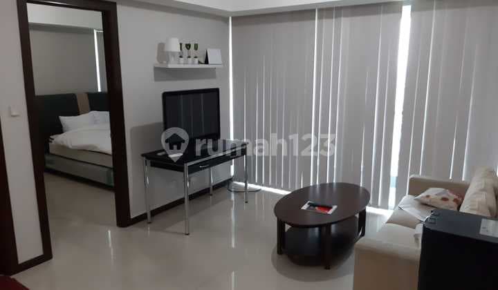 Ready-to-Occupy St. Moritz New Royal Apartment in West Jakarta Negotiable
