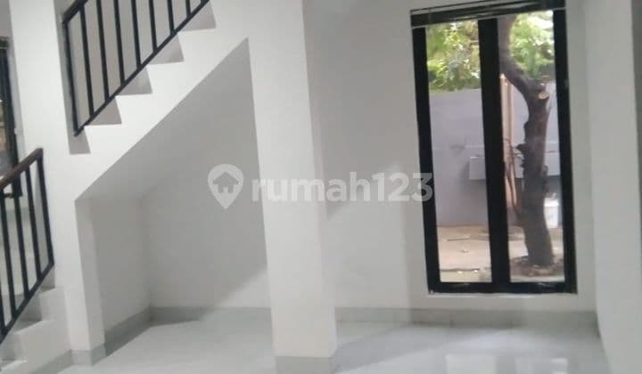 2-Storey Ready-to-Occupy House in Jaya Imperial Park Housing Complex, Tangerang