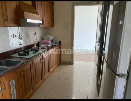 Pantai Mutiara 3+1BR Semi Furnished Siap Huni di Jakarta Barat