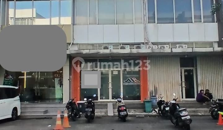 Lokasi Strategis Dekat Toll, Perkantoran ,Mall