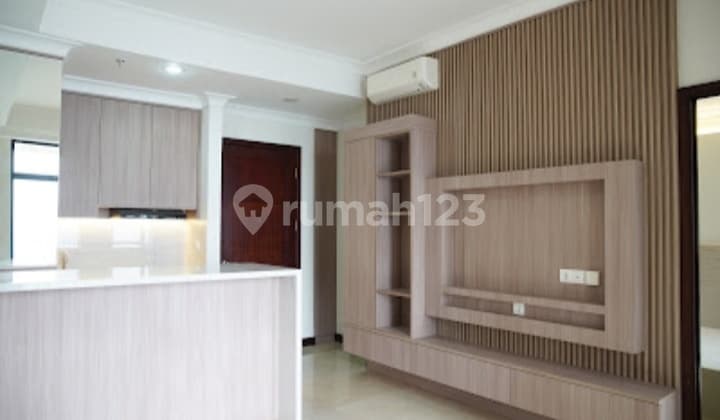 Dijual Unit 2 Kamar Tidur di Apt Permata Hijau Suite, SF, Harga Rp 2.1M.