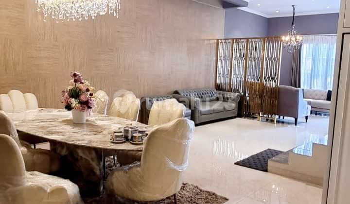 Disewa Min 2Th Rumah Mewah dan Furnish 3Lt di Permata Buana, Uk 8X18m2, Hrga Rp250jt/Th.