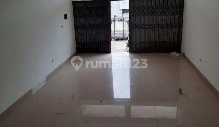Disewa Ruko 3.5Lt di Kepa Duri, Uk 5X26m2, Harga Rp 175Jt/Th.