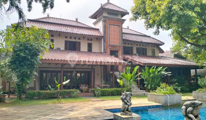 Rumah Dijual Estetik Konsep Villa Di Bali View, Cireundeu