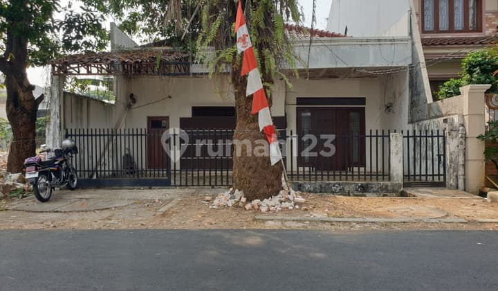Old House, Land Only Calculation, Cempaka Putih Tengah, Central Jakarta
