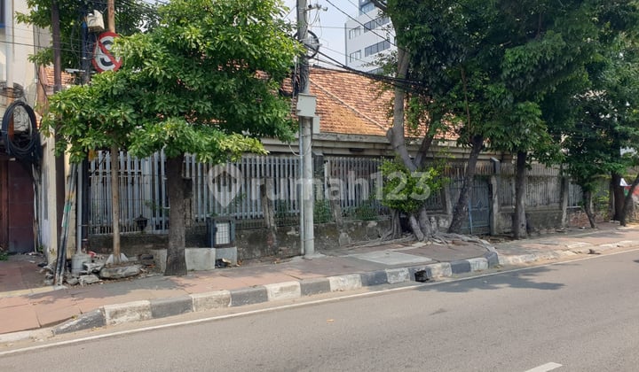 Strategic Commercial Business Space, Hasyim Ashari Street, Central Jakarta